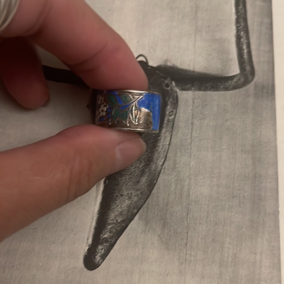 Sterling Silver Floral ring from Thailand - Picture 2 of 10